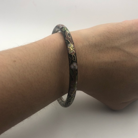 VTG Chinese Cloisonné Black Pink Green Enamel Floral Bangle 7.7”/ 2.4” Diameter - Picture 4 of 6